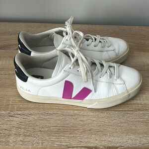 Women’s Veja Campo